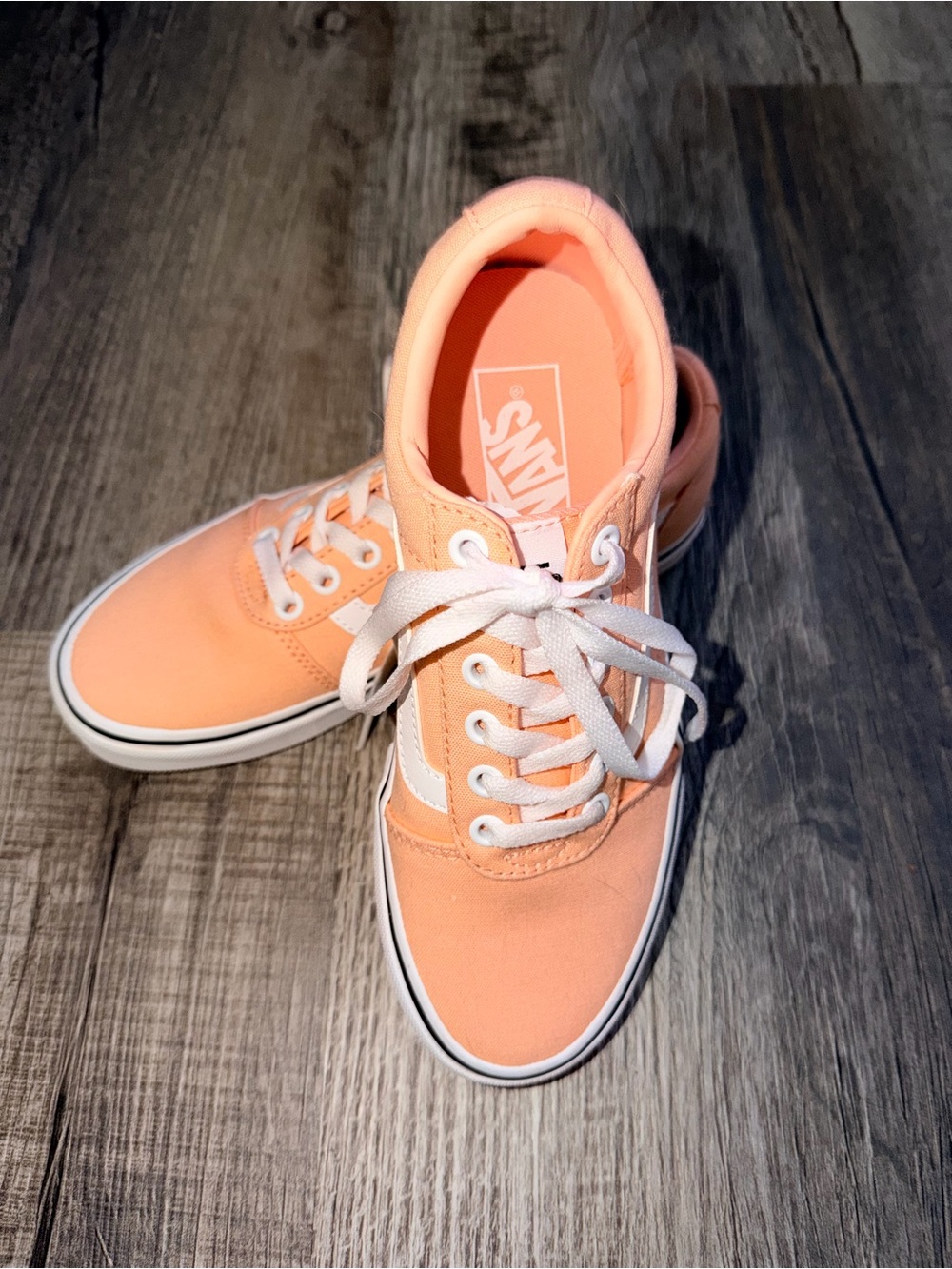 Women’s 6.5 Girls Size 5 NWOT Vans Peach Pink Canvas Sneakers with White Accents